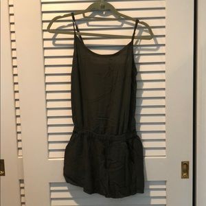 Splendid army green romper with pockets